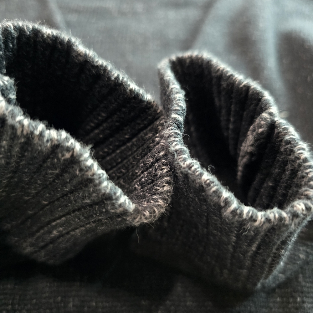 Helix pullover sweater - Picture 7 of 13